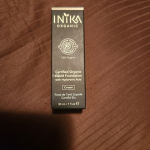 INIKA ORGANIC LIQUID FOUNDATION